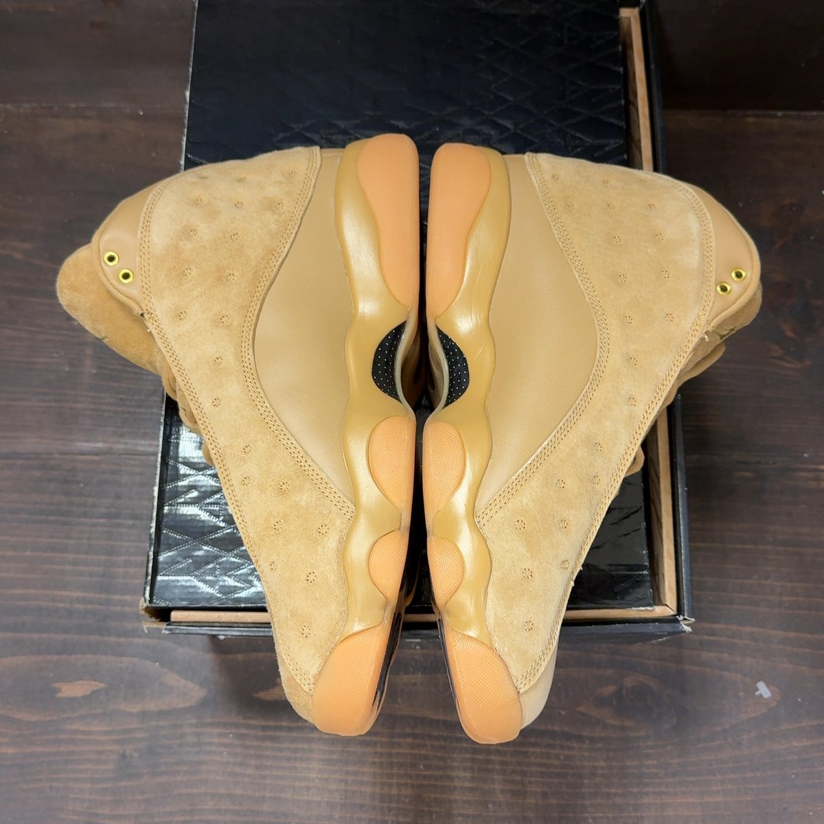 Jordan 13 Retro Wheat Size 12 (Pre-Owned) - aux