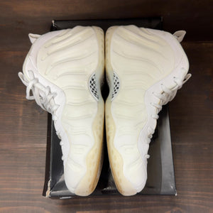 Nike Air Foamposite One Triple White Size 13 (Pre-Owned) - aux