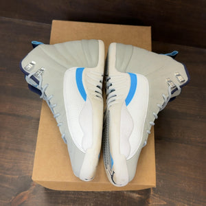 Jordan 12 Retro Grey University Blue (GS) Size 7Y (Pre-Owned) - Image 4