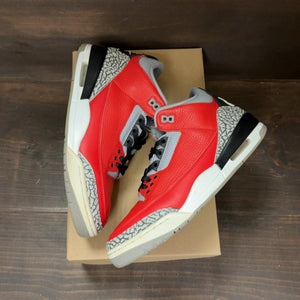 Jordan 3 Retro SE Unite Size 10 (Pre-Owned) - Image 2