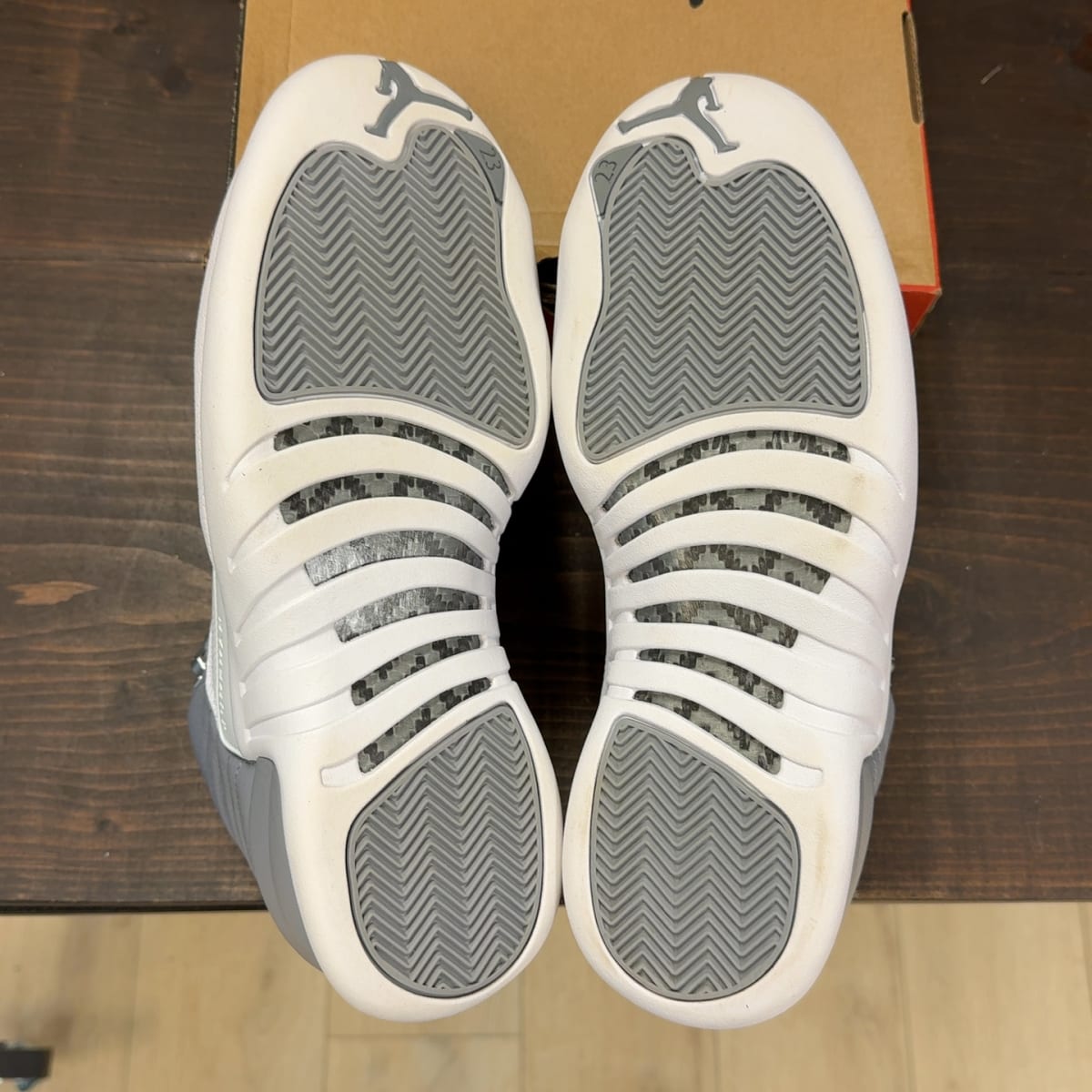 Jordan 12 Retro Stealth Size 10 (Pre-Owned) - aux
