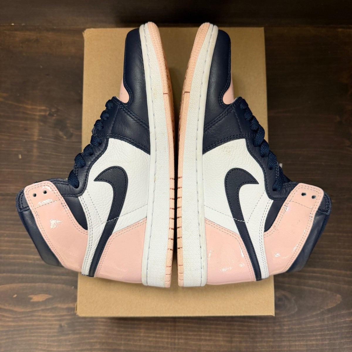 Jordan 1 Retro High OG Atmosphere (Women's) Size 8.5W (Pre-Owned) - Image 5