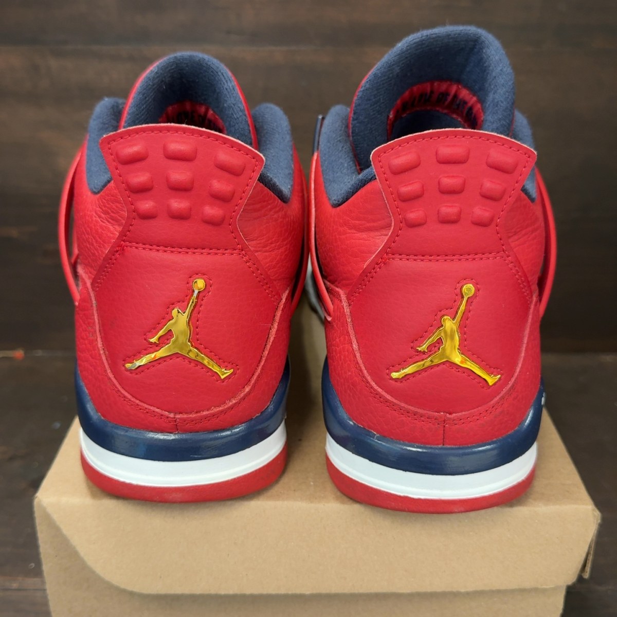 Jordan 4 Retro FIBA (2019) Size 13 (Pre-Owned) - aux