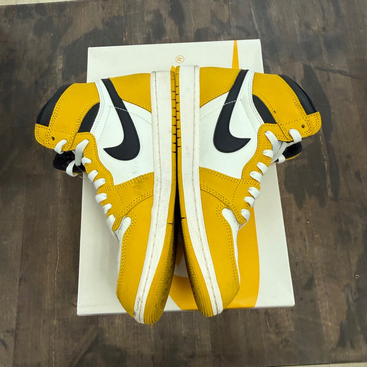 Jordan 1 Retro High OG Yellow Ochre - Image 3