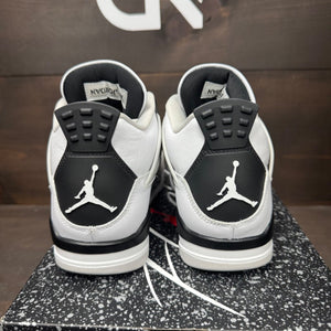 Jordan 4 Retro Military Black Size 8.5 (Pre-Owned) - sole