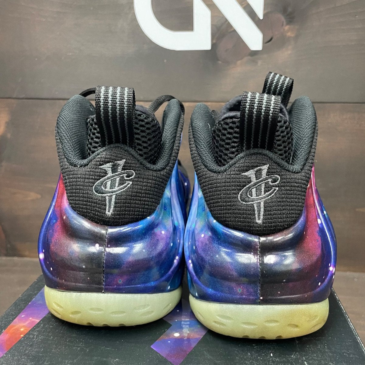 Nike Air Foamposite One Galaxy (2025) Size 14 (Pre-Owned) - side