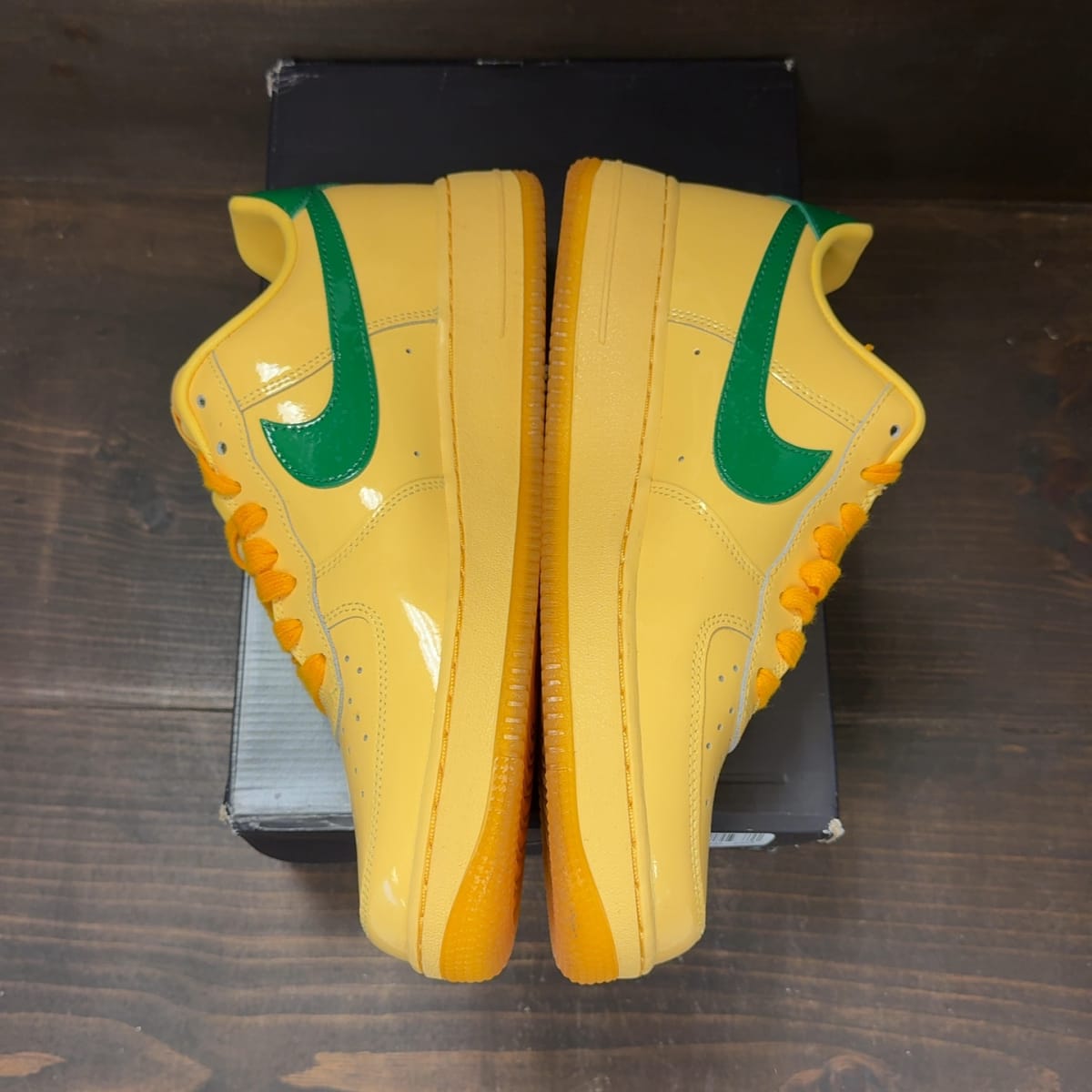 Nike Air Force 1 Low Patent Leather Topaz Gold Pine Green Size 10.5 (Pre-Owned) - aux