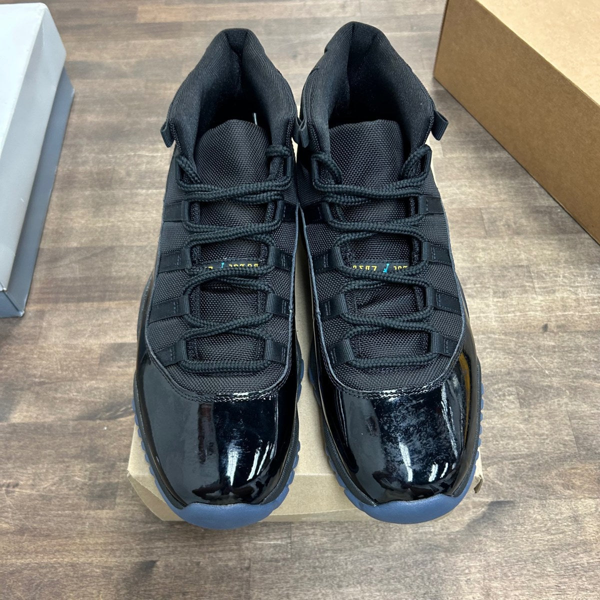Jordan 11 Retro Gamma Blue (2025) Size 11 (Pre-Owned) - Image 2