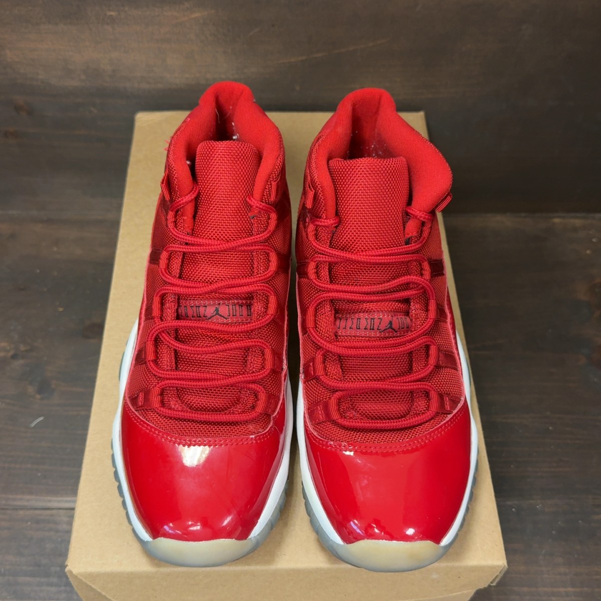 Jordan 11 Retro Win Like 96 (GS) Size 6Y (Pre-Owned) - Image 3