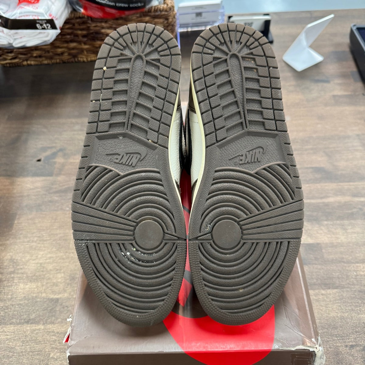 Jordan 1 Retro High OG SP Travis Scott Mocha Size 10 (Pre-Owned)