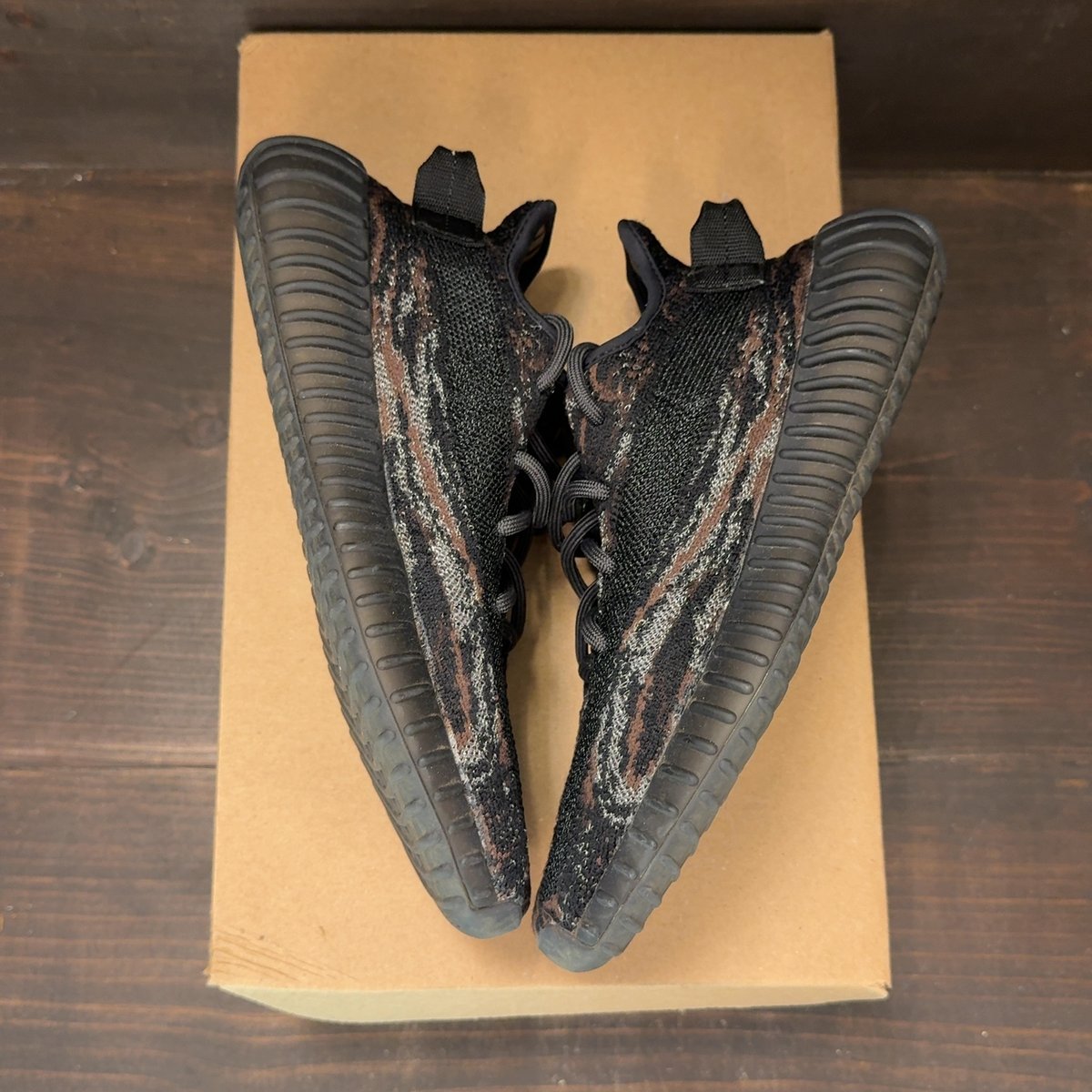 adidas Yeezy Boost 350 V2 MX Rock Size 4.5 (Pre-Owned) - back