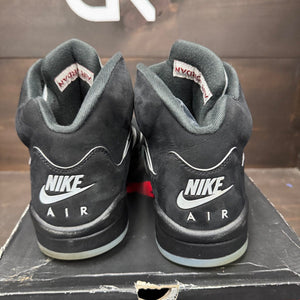 Jordan 5 Retro OG Black Metallic Reimagined Size 10.5 (Pre-Owned) - sole