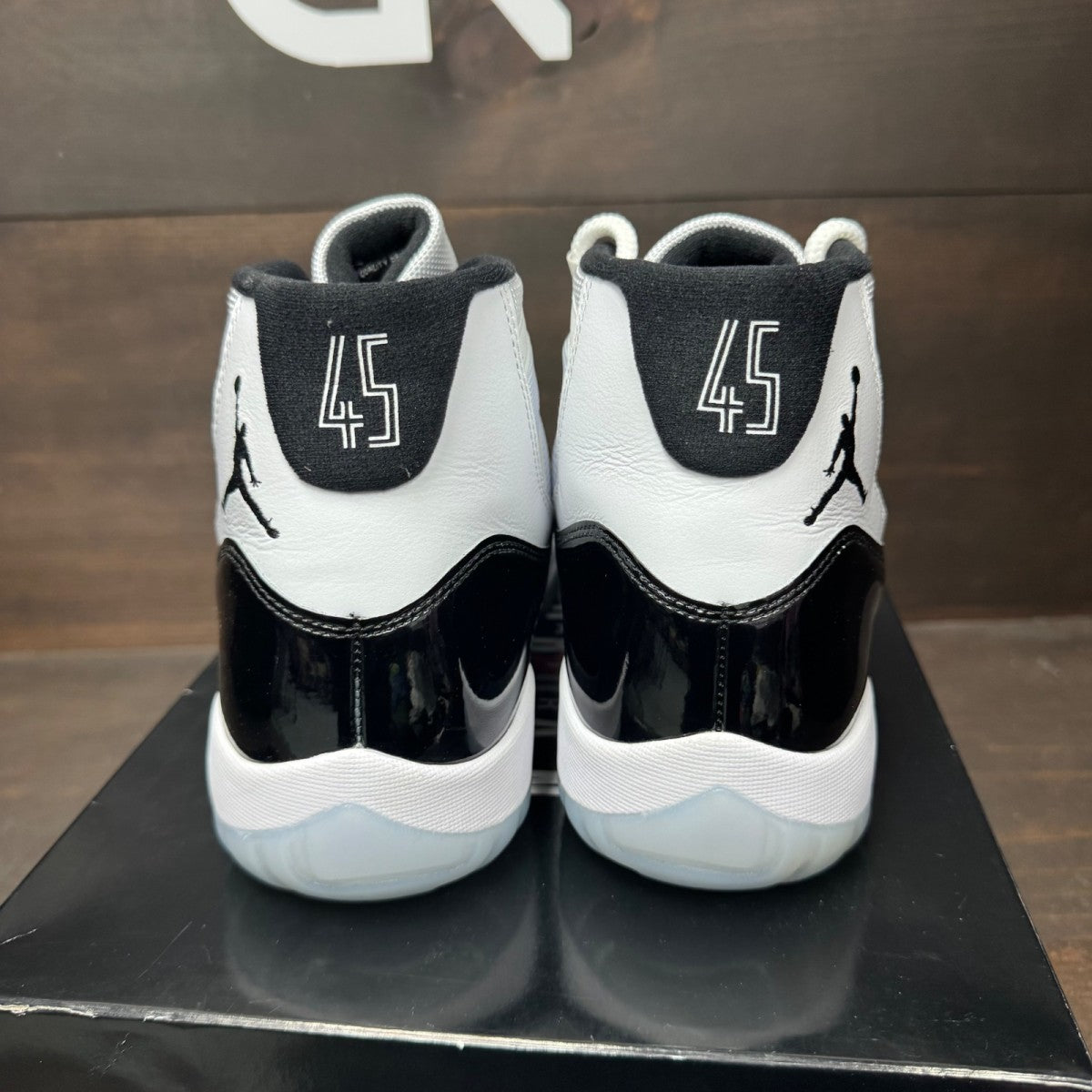 Jordan 11 Retro Concord (2018) - Image 5