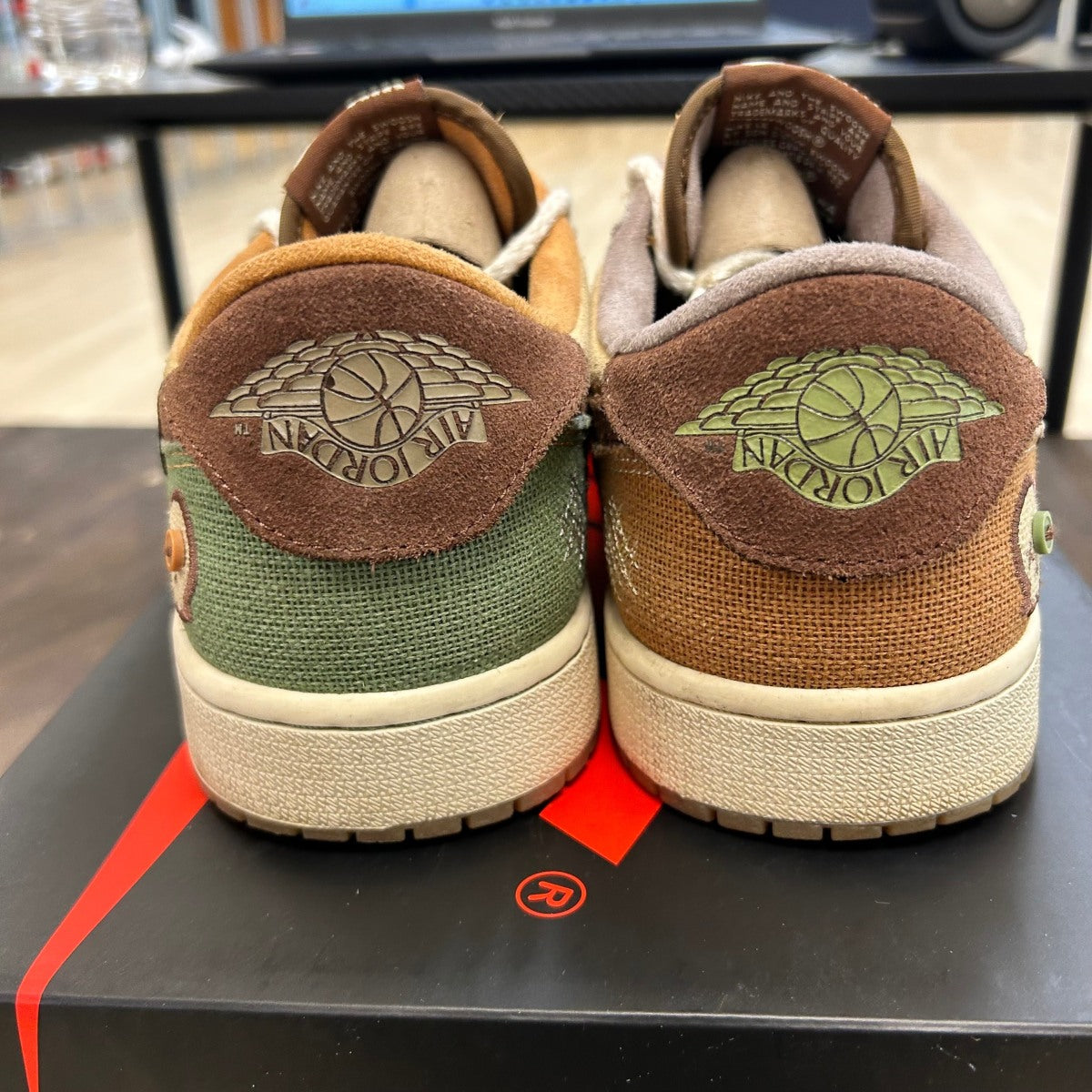 Jordan 1 Retro Low OG Zion Williamson Voodoo - Image 3