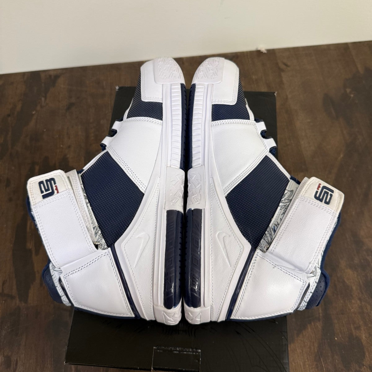 Nike LeBron Zoom 2 Midnight Navy (2022) - Image 4