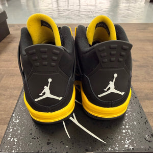 Jordan 4 Retro Thunder (2023) (GS) - Image 4