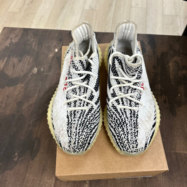 adidas Yeezy Boost 350 V2 Zebra Size 10 (Pre-Owned) - Image 2