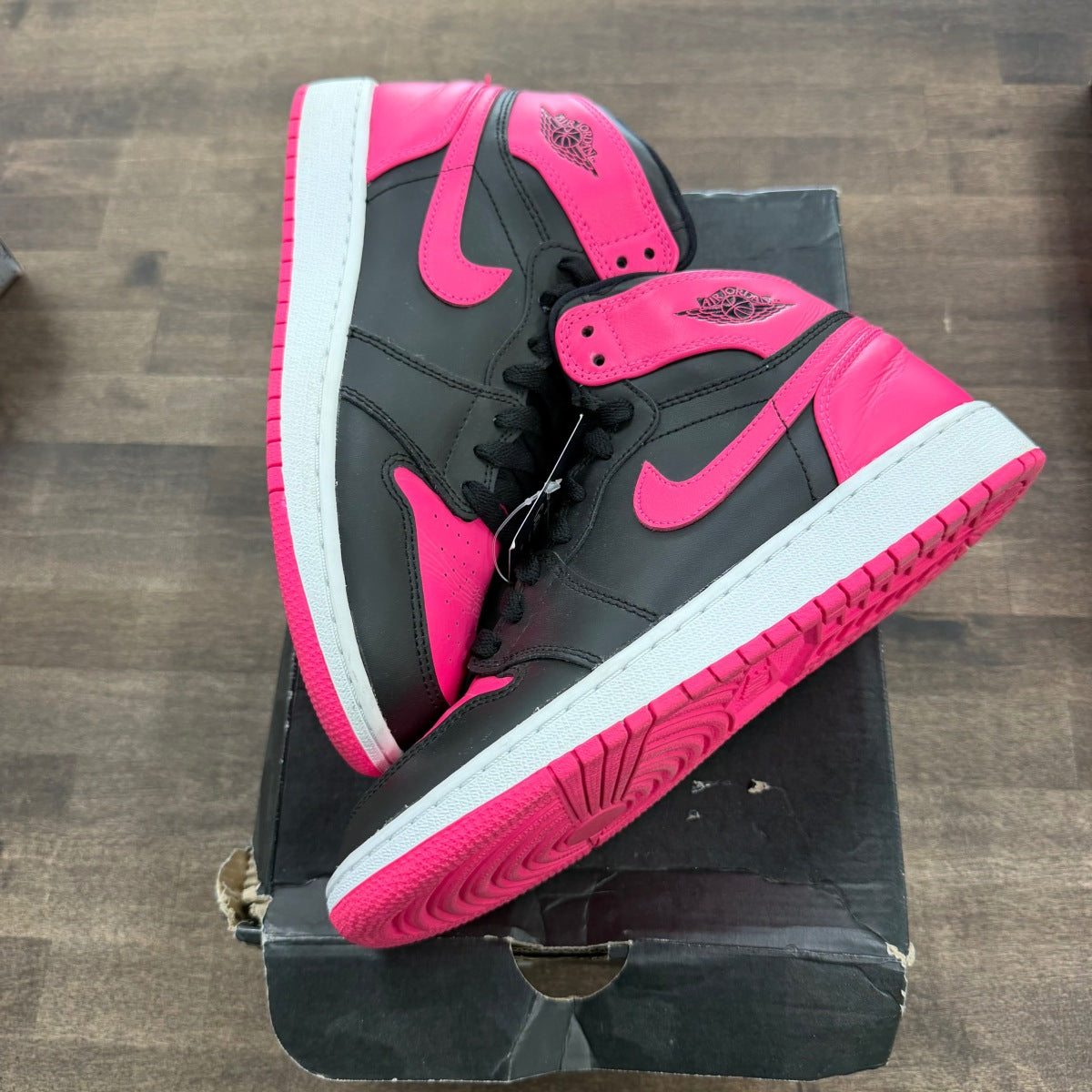 Jordan 1 Retro Serena Williams Hyper Pink (GS) - Image 1