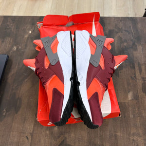 Coral Red Nike Air Huarache Size 14 (Pre-Owned) - Image 3