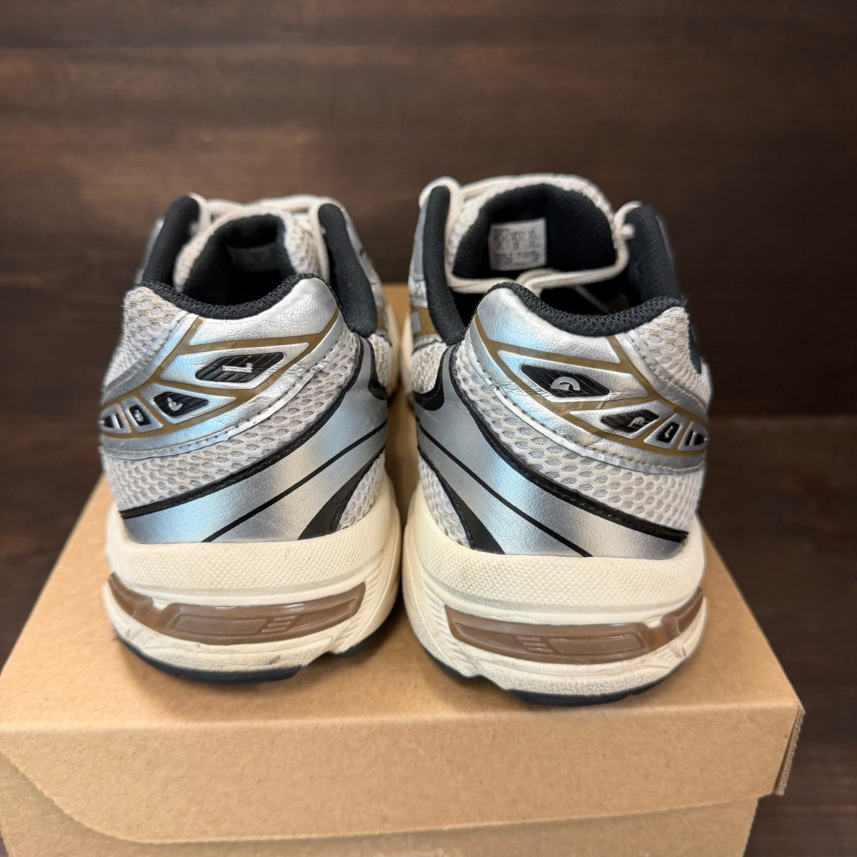 ASICS Gel-1130 White Clay Canyon Size 9.5 (Pre-Owned) - Image 4