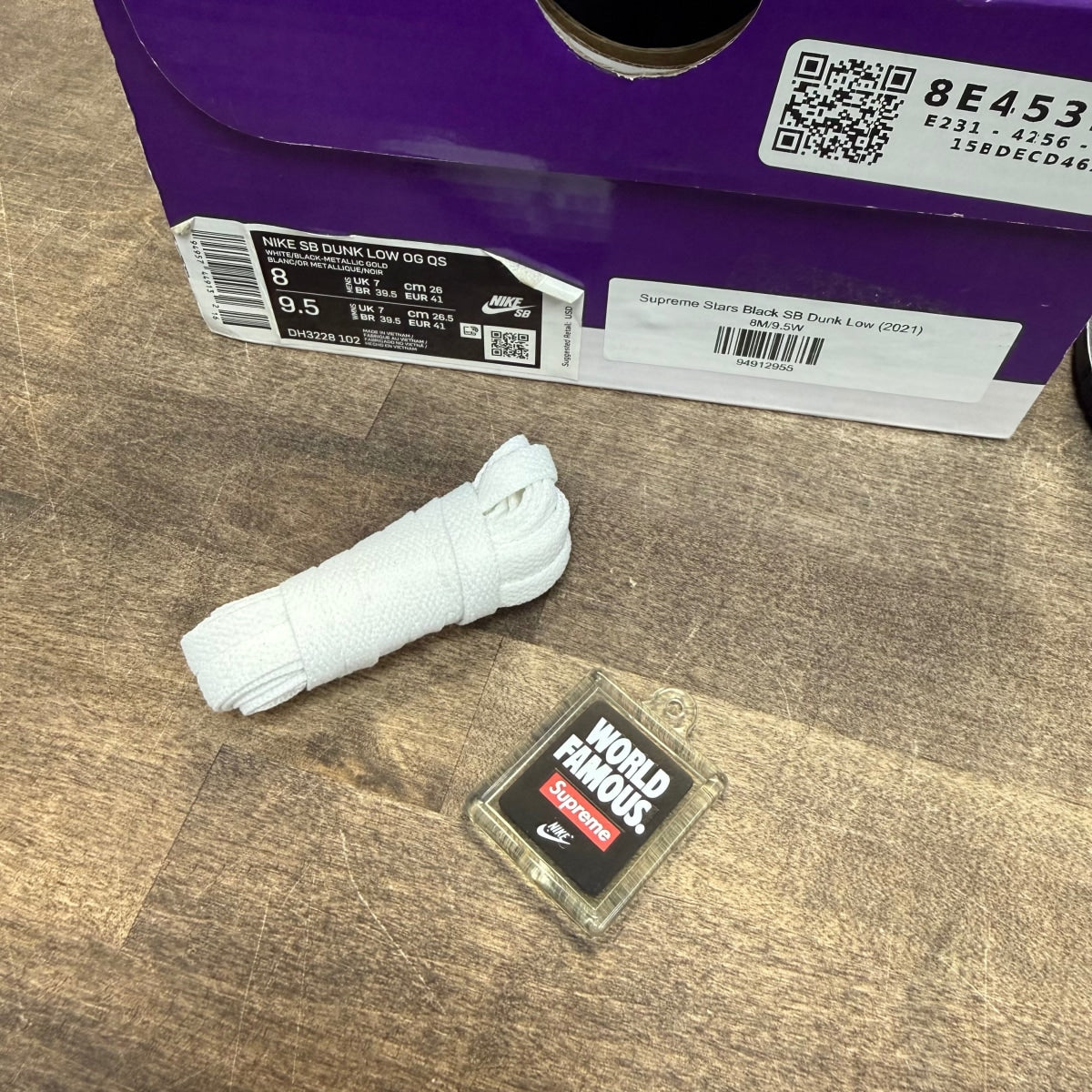 Nike SB Dunk Low Supreme Stars Black (2021) - Image 6