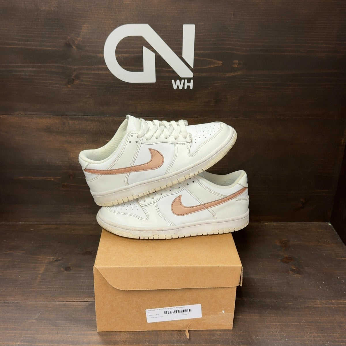 Nike Dunk Low White Pink (GS) Size 7Y (Pre-Owned) - Image 1