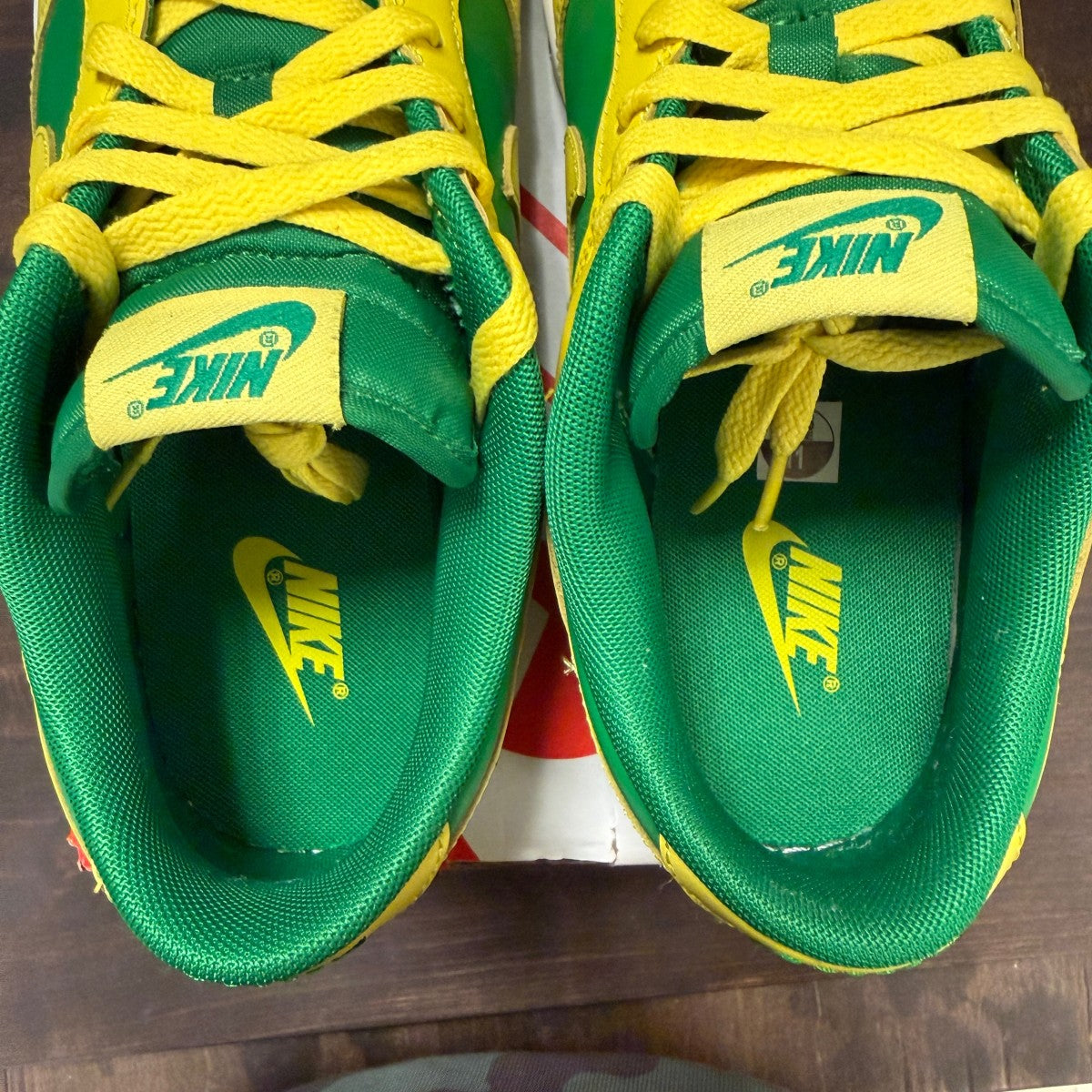 Nike Dunk Low Retro Reverse Brazil - Image 5