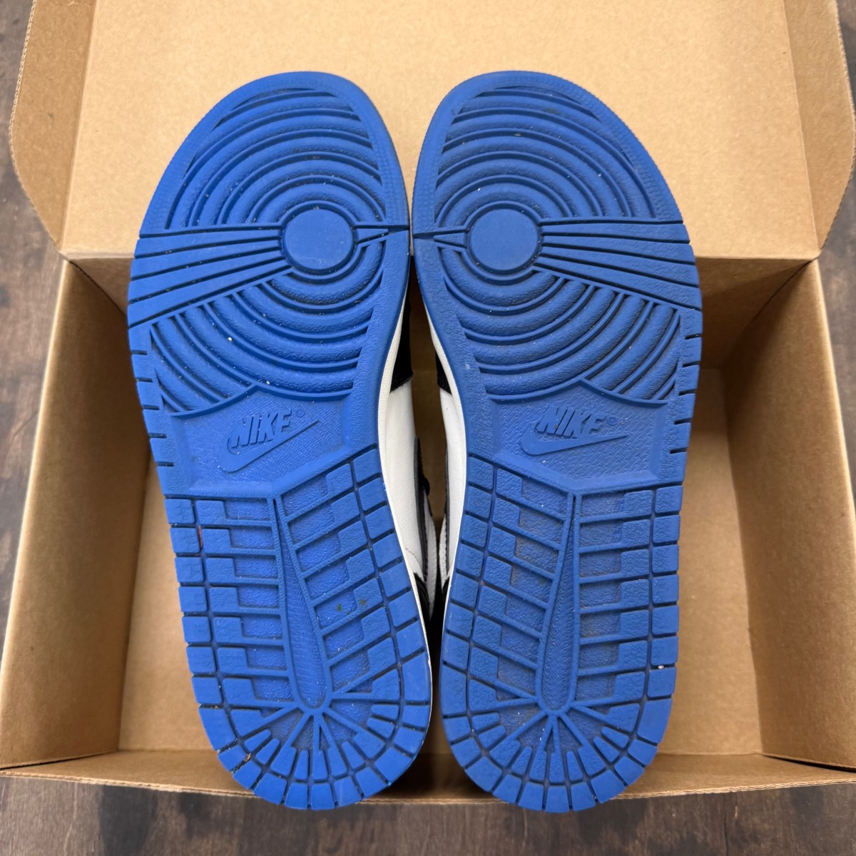 Jordan 1 Retro High Royal Toe Size 11.5 (Pre-Owned) - Image 6