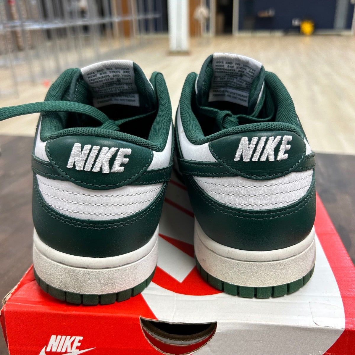 Nike Dunk Low Michigan State - Image 4