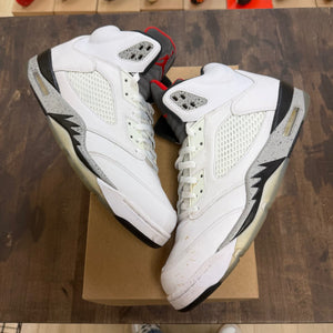 Jordan 5 Retro White Cement Size 13 (Pre-Owned) - Image 1