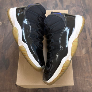 Jordan 11 Retro Space Jam (2016) Size 10 (Pre-Owned) - Image 1