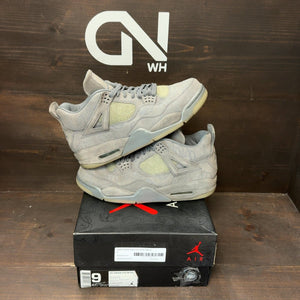 Jordan 4 Retro Kaws Size 9 (Pre-Owned) - front