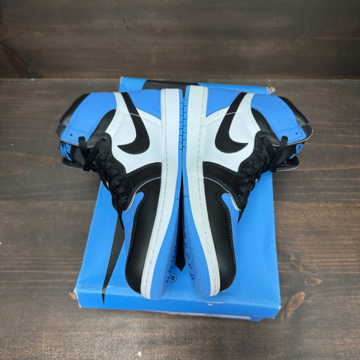 Jordan 1 Retro High OG UNC Toe - Image 4