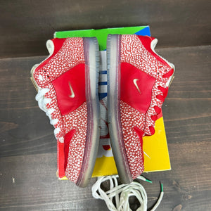Nike SB Dunk Low Stingwater Magic Mushroom - Image 3