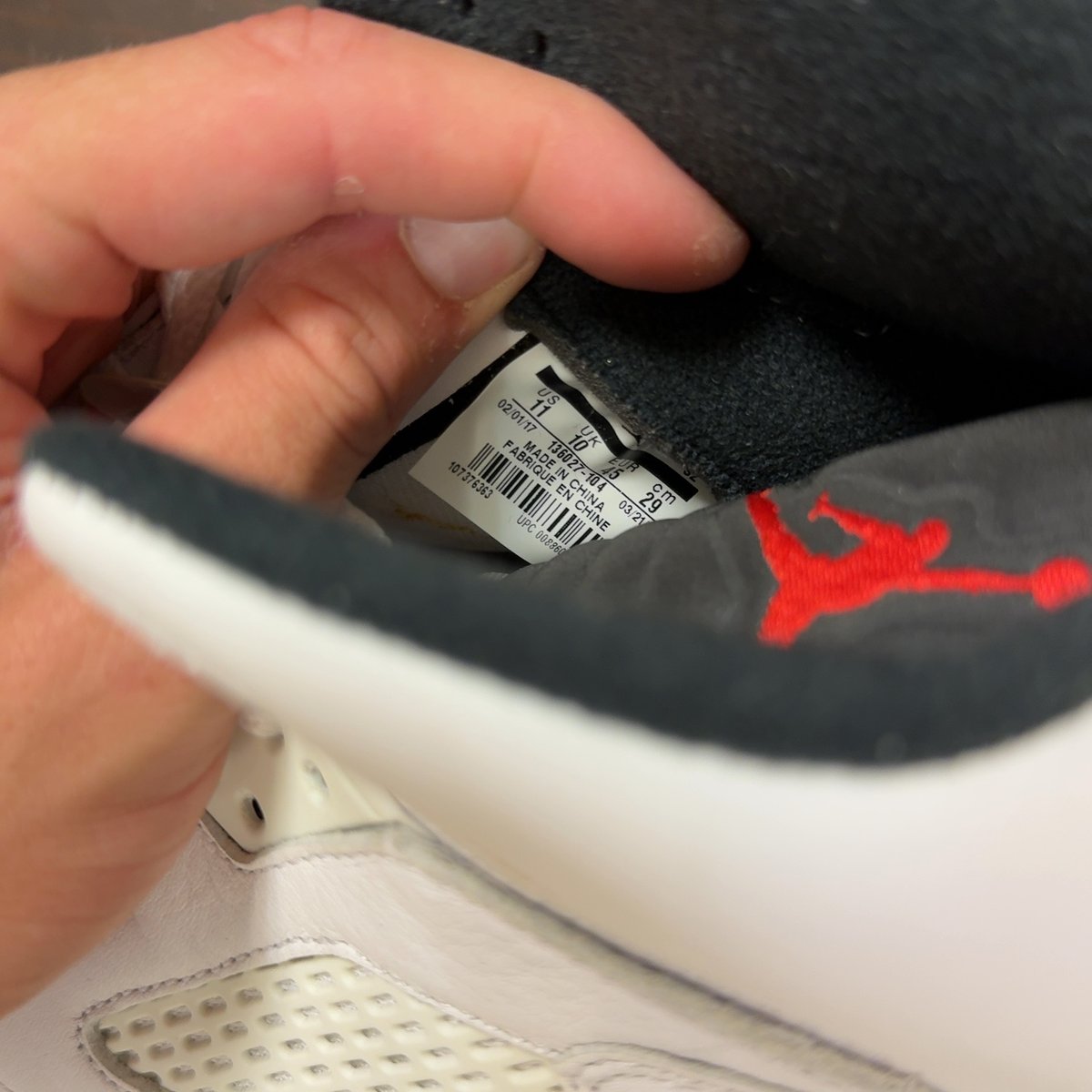 Jordan 5 Retro White Cement Size 11 (Pre-Owned) - aux