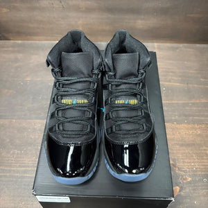 Jordan 11 Retro Gamma Blue (2025) (GS) Size 5Y (Pre-Owned) - side