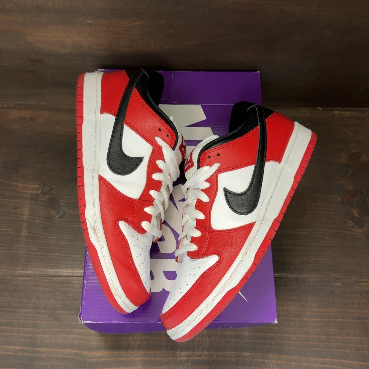 Nike SB Dunk Low Pro J-Pack Chicago - Image 2