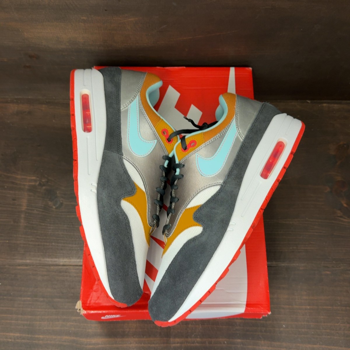Nike Air Max 1 Graffiti Logo - Image 2