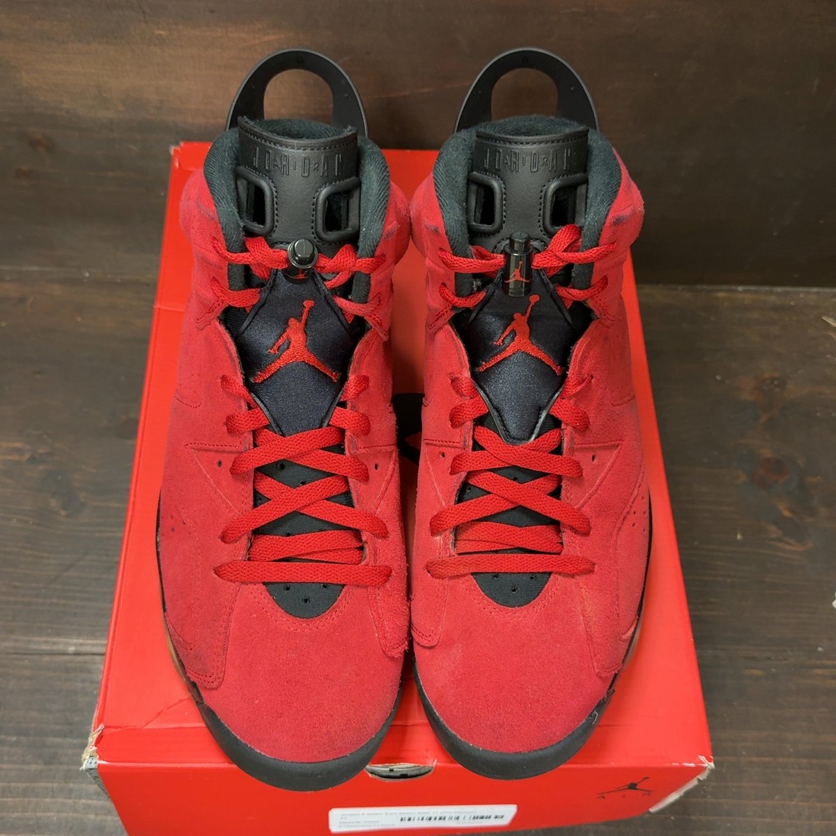 Jordan 6 Retro Toro Bravo Size 11 (Pre-Owned) - tag