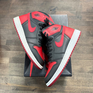 Jordan 1 Retro Bred Banned (2016) (GS) - Image 1