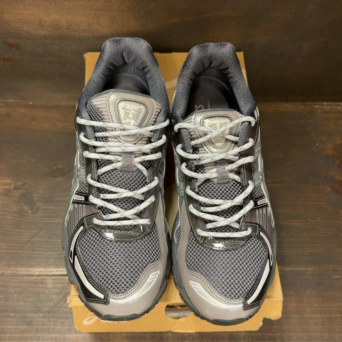 ASICS Gel-Kayano 12.1 Kith Tornado Pure Silver Size 9.5 (Pre-Owned) - tag
