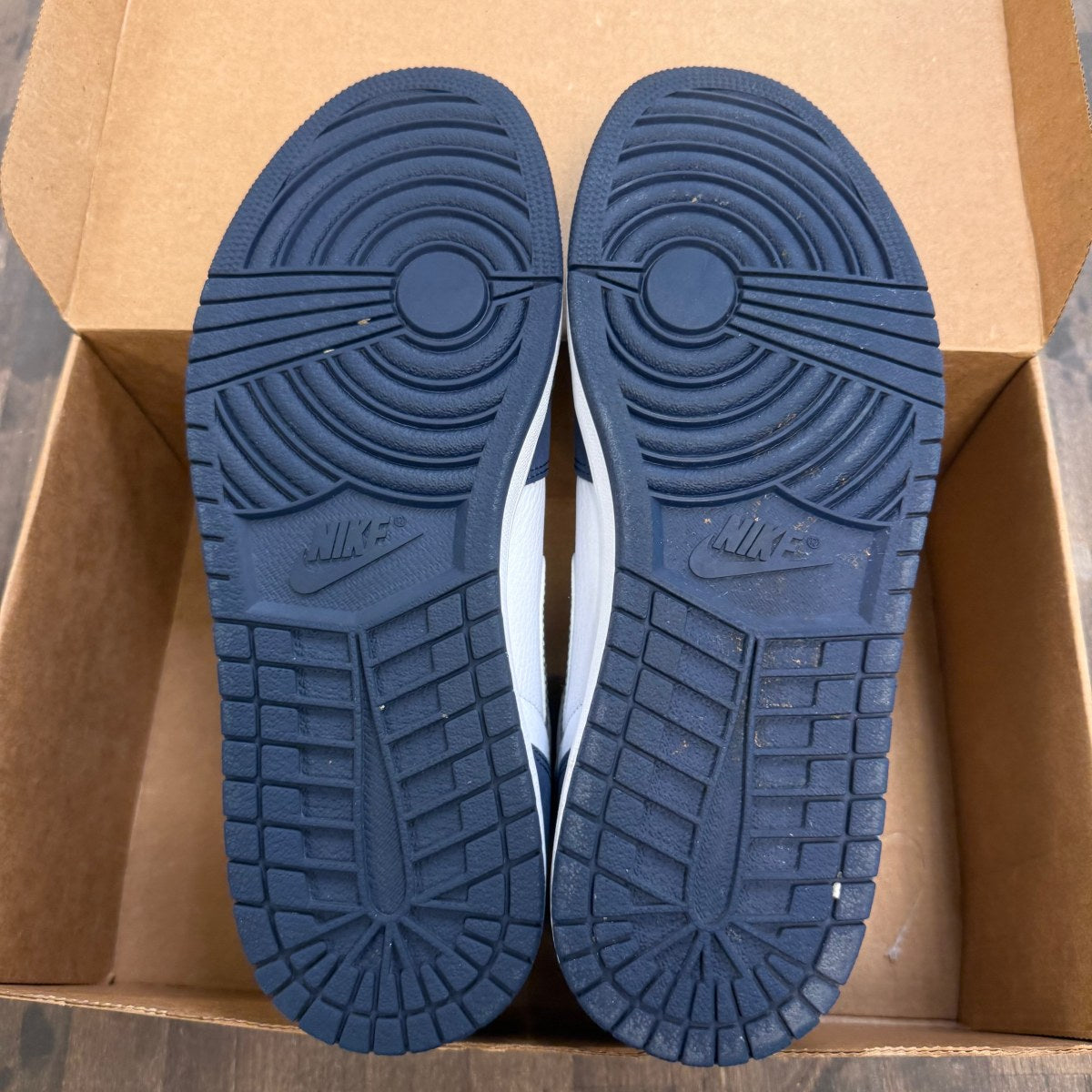 Jordan 1 Retro High CO.JP Midnight Navy (2020) Size 11.5 (Pre-Owned) - Image 3
