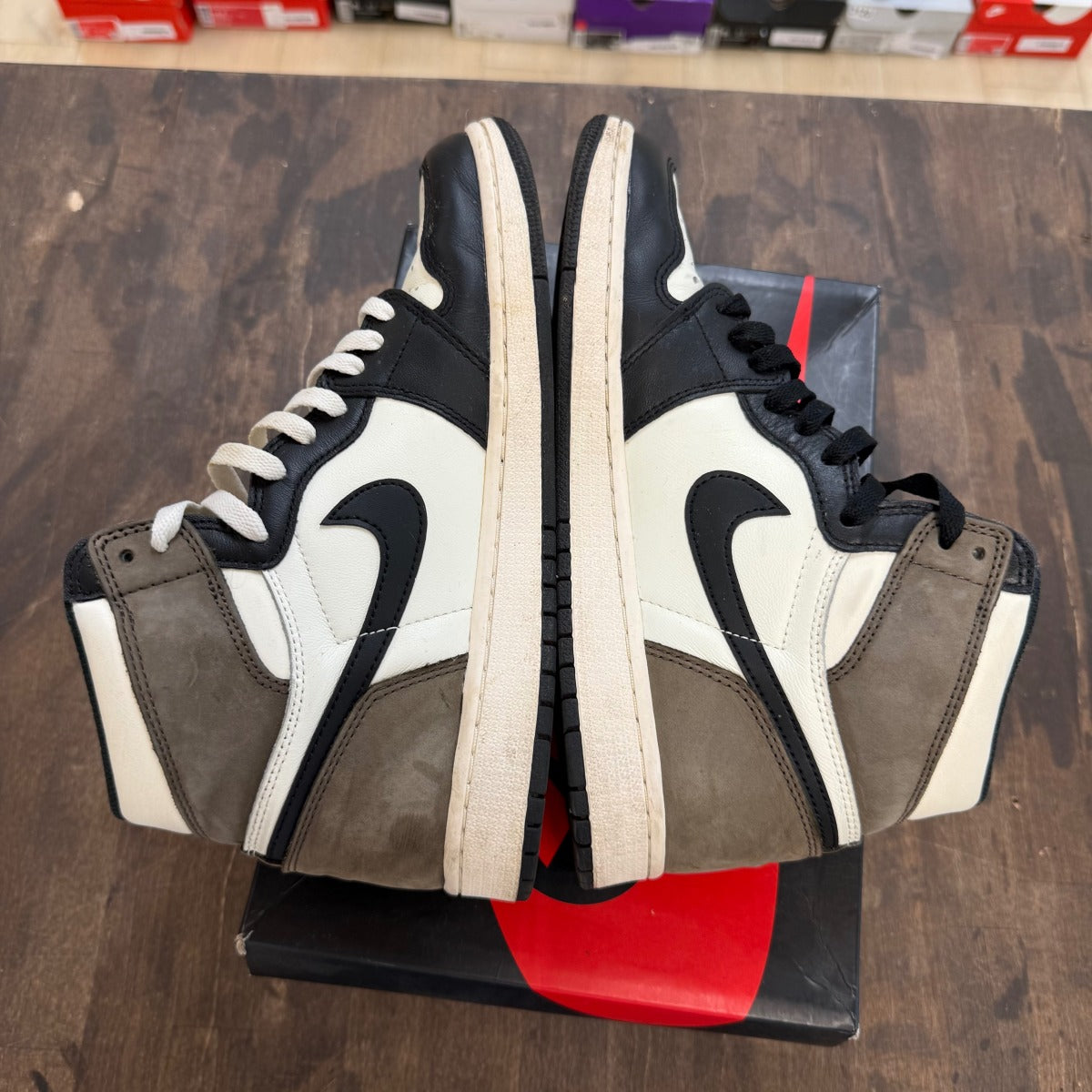 Jordan 1 Retro High Dark Mocha - Image 5