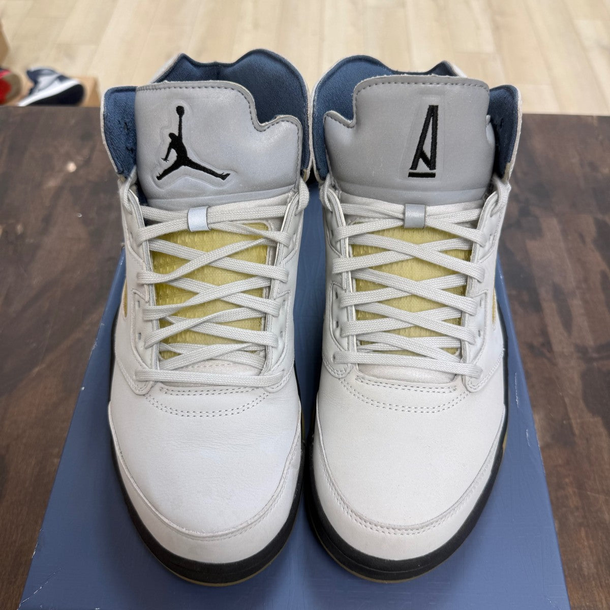 Jordan 5 Retro A Ma Maniére Dawn (Women's) - Image 2
