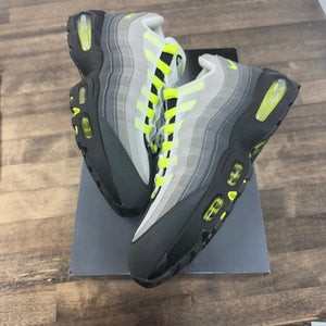 Nike Air Max 95 OG Big Bubble Neon (2026) (Women's) - Image 1