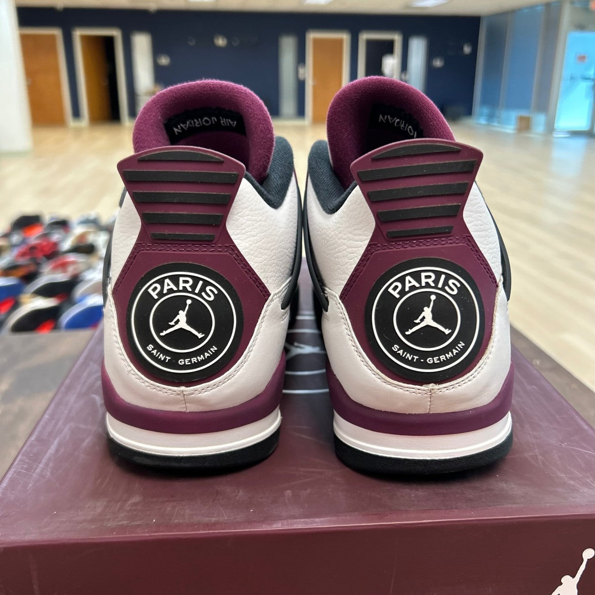 Jordan 4 Retro PSG Paris Saint-Germain - Image 4