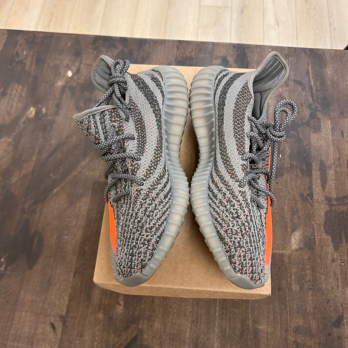 adidas Yeezy Boost 350 V2 Beluga Reflective Size 10.5 (Pre-Owned) - Image 3