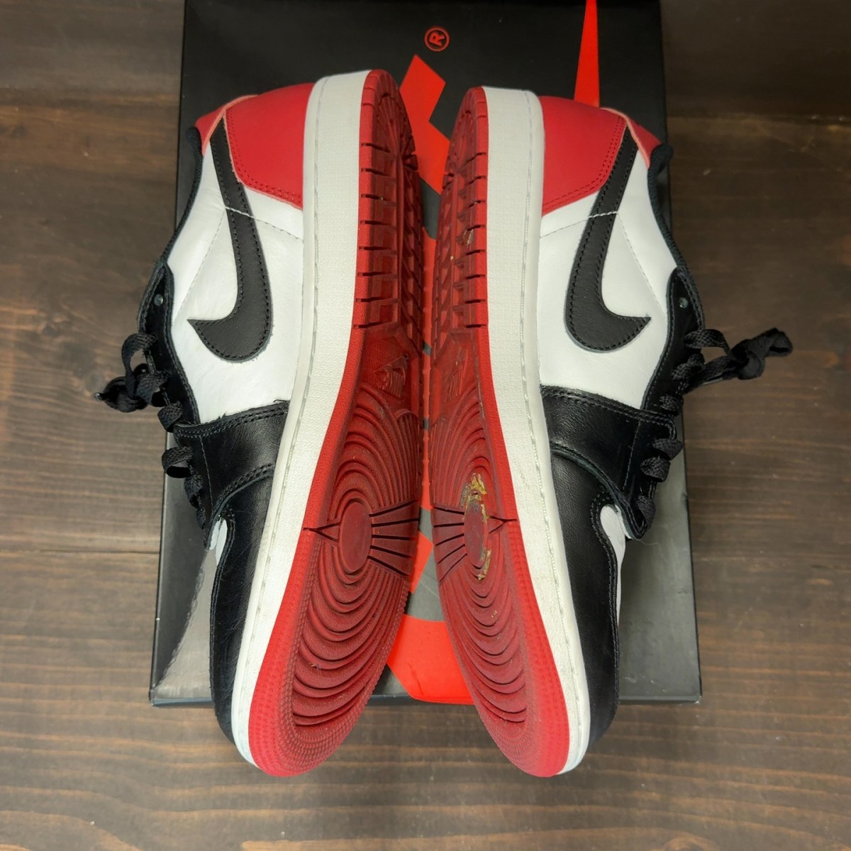 Jordan 1 Retro Low OG Black Toe (2023) - Image 4