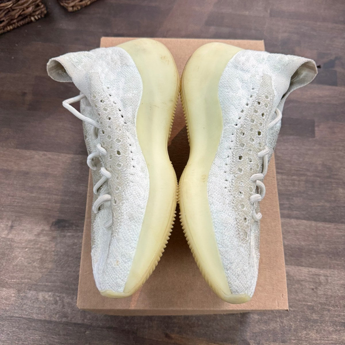 adidas Yeezy Boost 380 Calcite Glow Size 7.5 (Pre-Owned) - Image 2