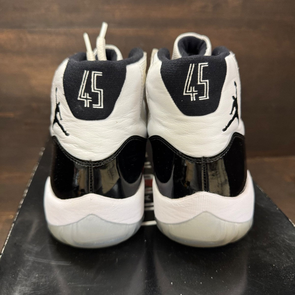 Jordan 11 Retro Concord (2018) - Image 5